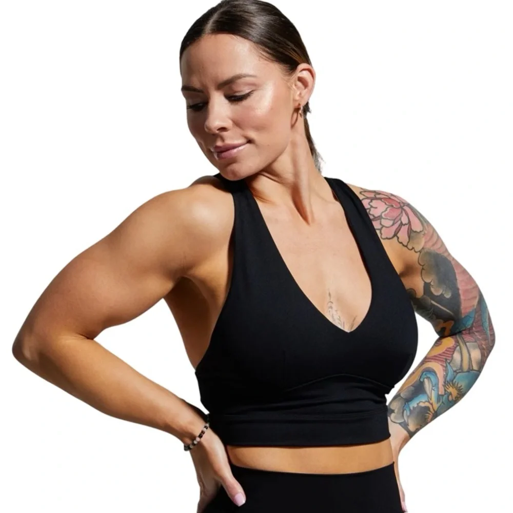 Born Primitive (EUC) Women’s Double Cross Sports Bra (Black) - Picture 7 of 9